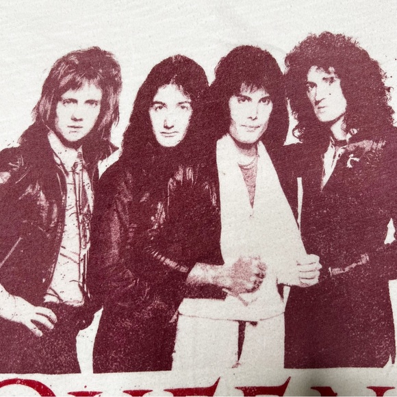Queen Official Merch Group Photo Graphic T-Shirt White Women’s Sz S - Picture 4 of 8